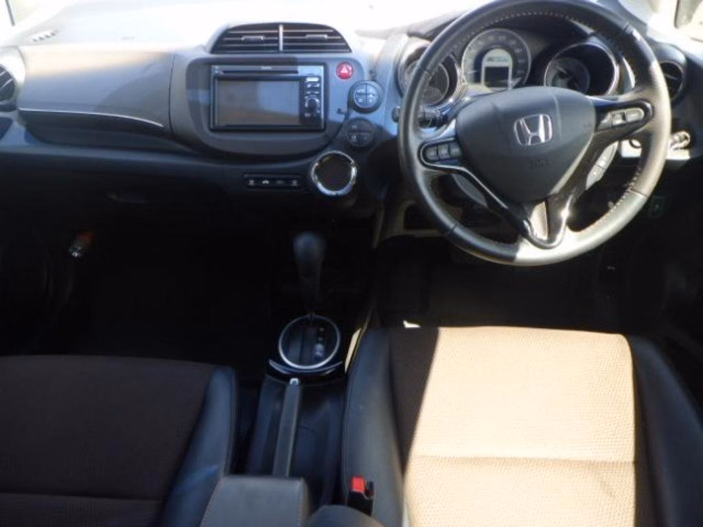 HONDA FIT SHUTTLE