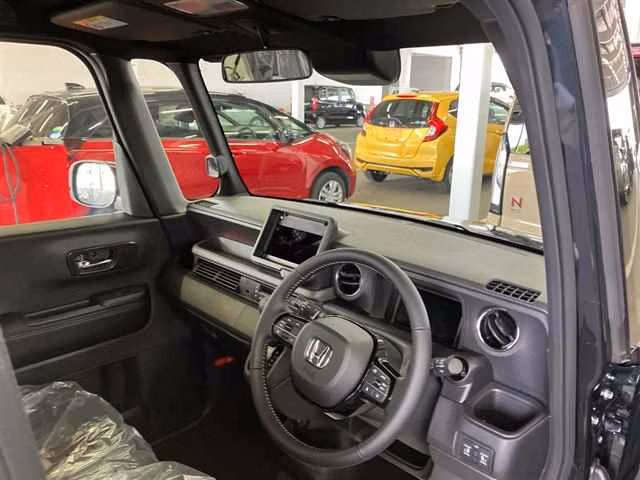 HONDA N-BOX