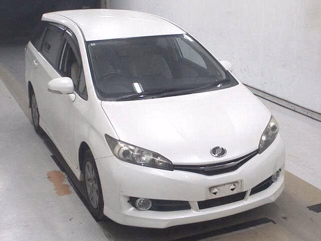 TOYOTA WISH