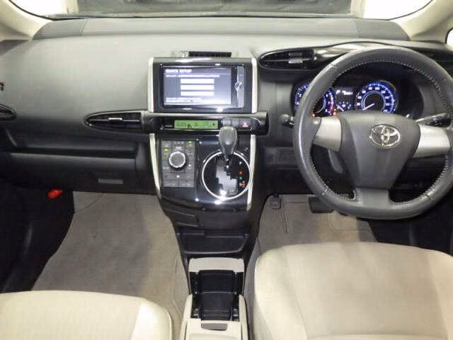 TOYOTA WISH