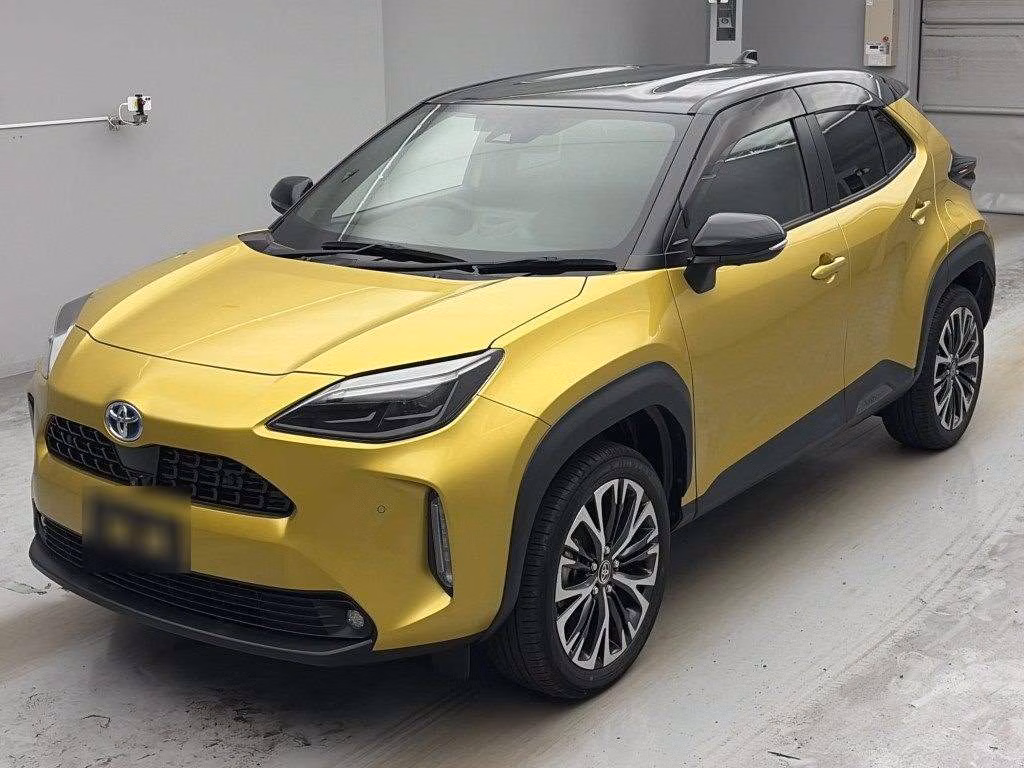 TOYOTA YARIS CROSS