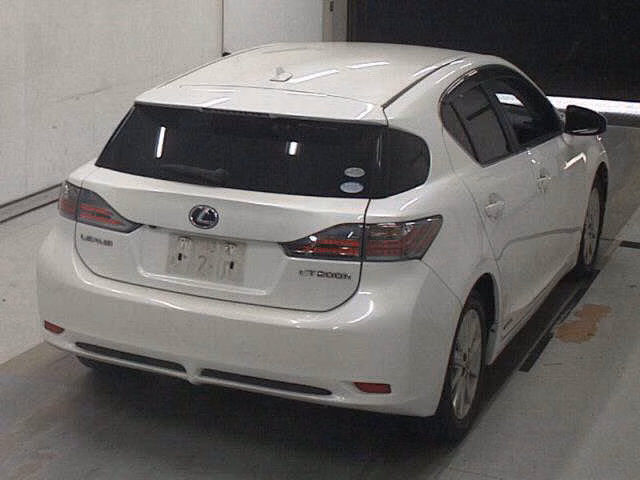LEXUS CT200H