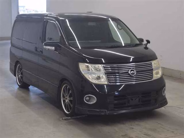 NISSAN ELGRAND