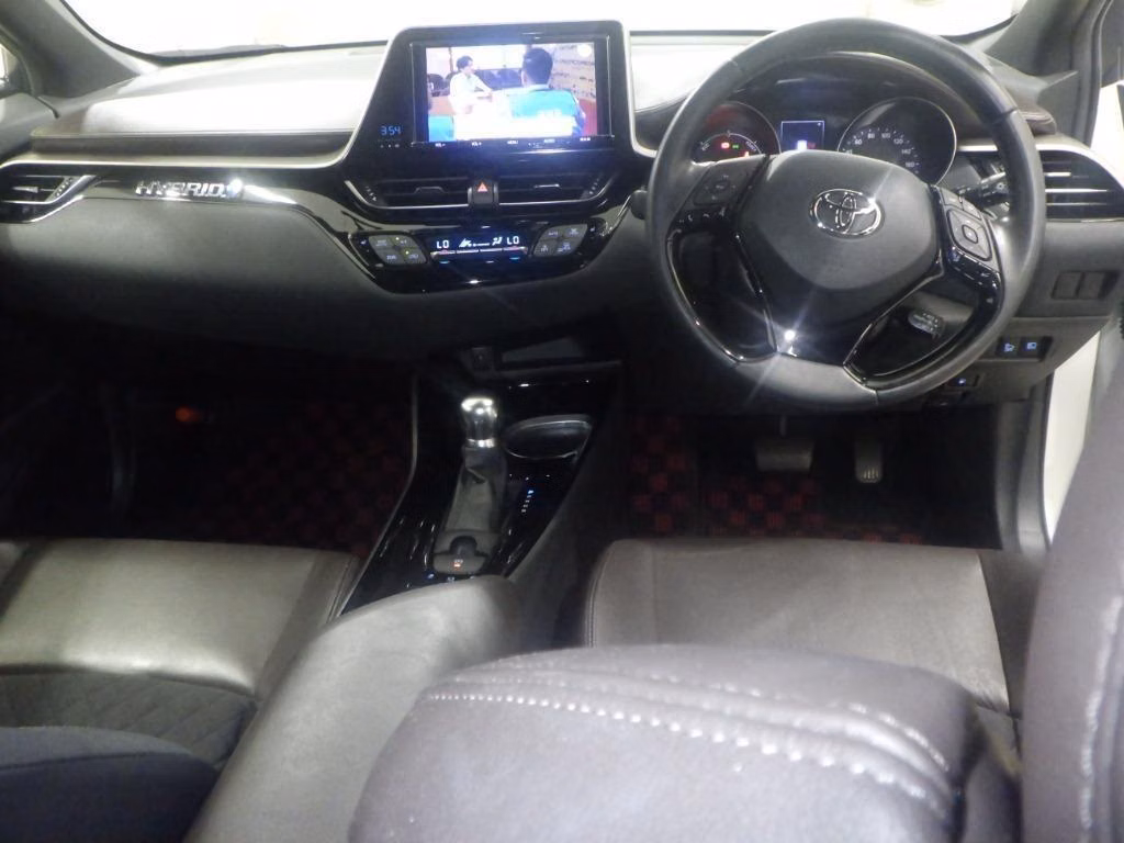 TOYOTA C-HR