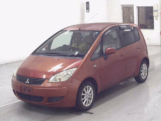 MITSUBISHI COLT
