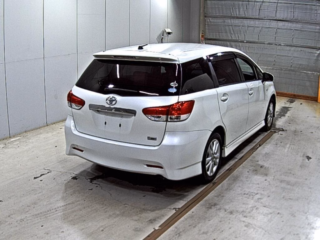 TOYOTA WISH