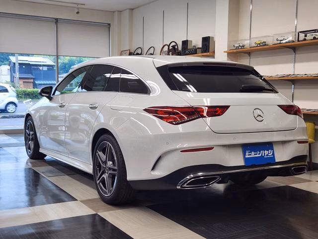 MERCEDES-BENZ CLA-CLASS