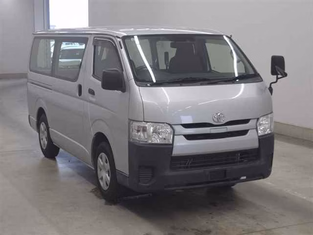 TOYOTA REGIUS ACE