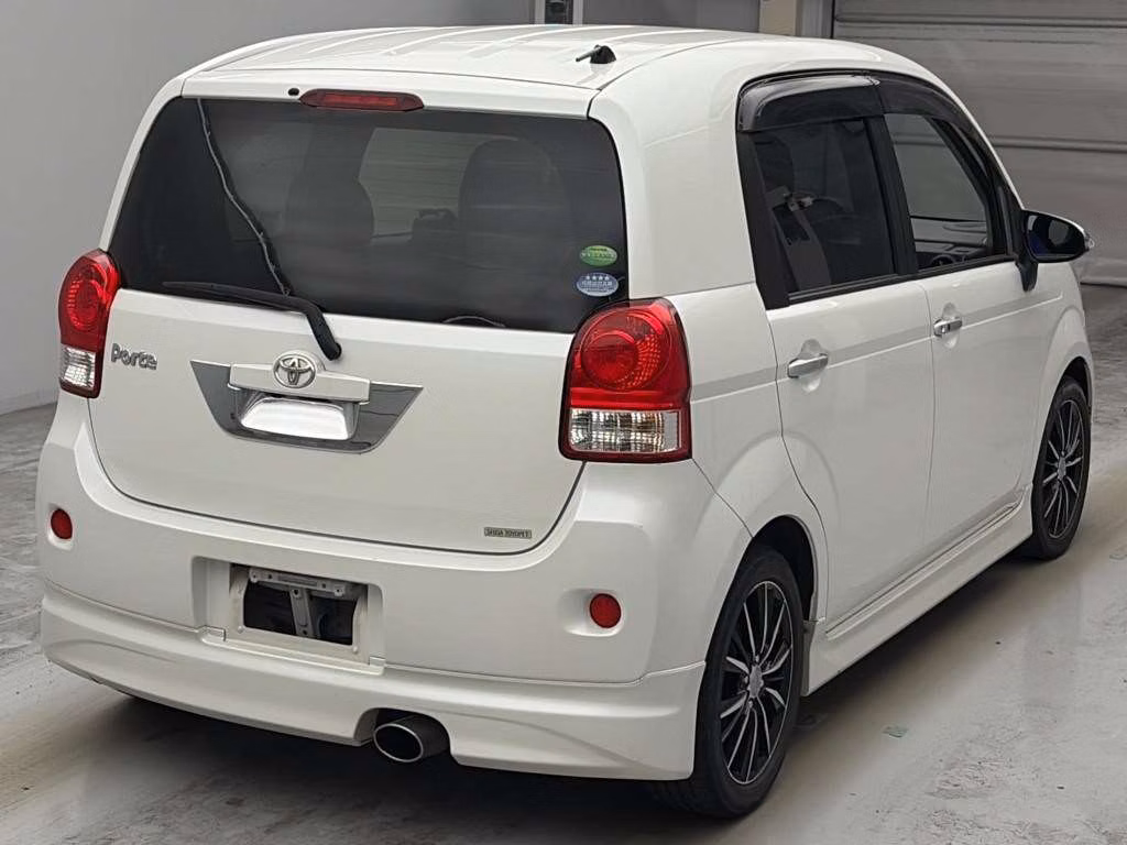 TOYOTA PORTE