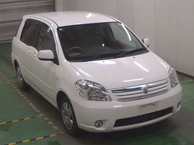 TOYOTA RAUM
