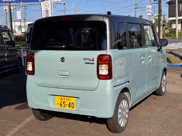 SUZUKI WAGON R SMILE