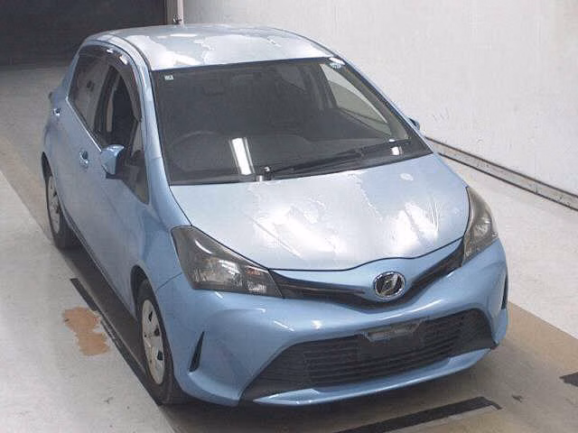 TOYOTA VITZ