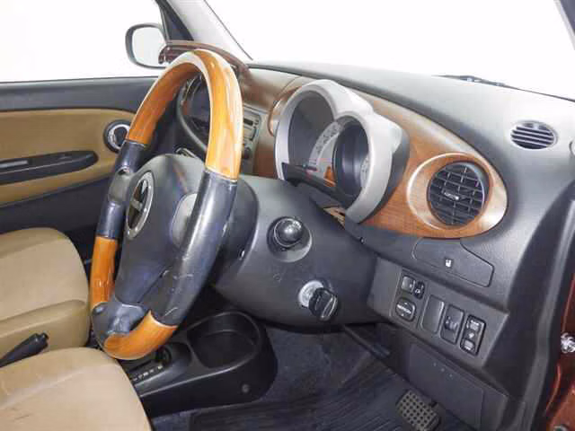 DAIHATSU MIRA GINO