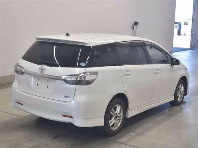 TOYOTA WISH