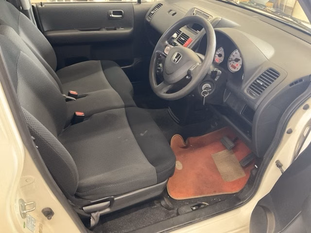 HONDA MOBILIO SPIKE
