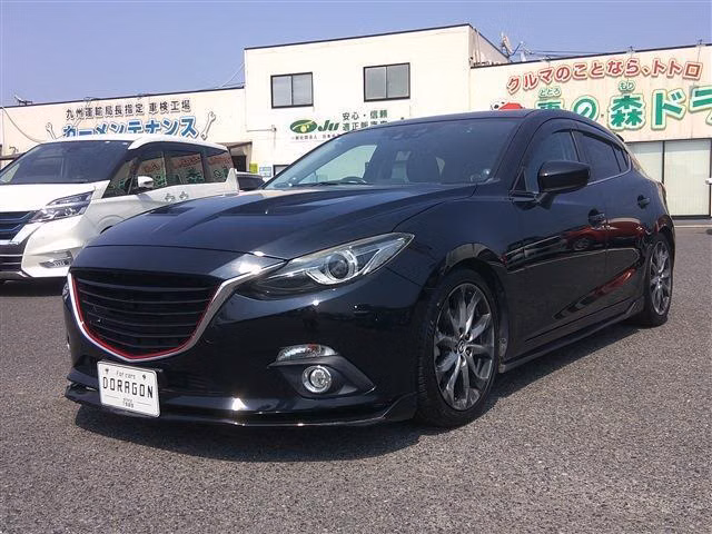 MAZDA AXELA