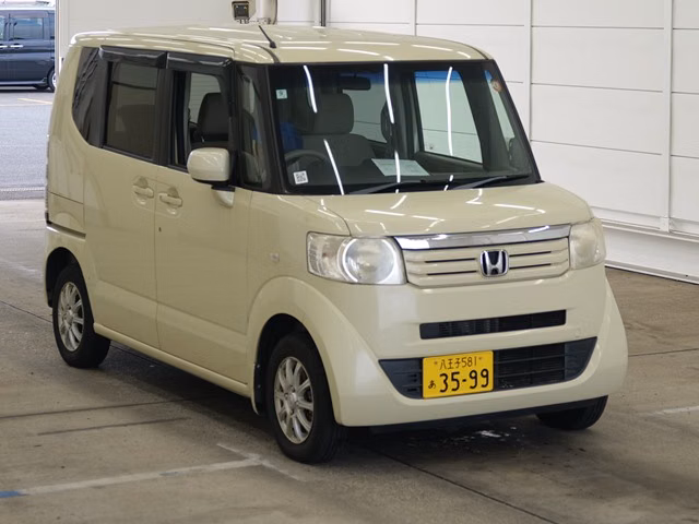 HONDA N-BOX