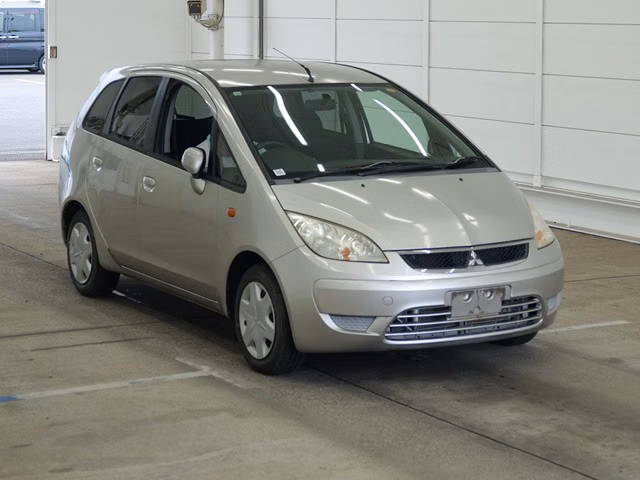 MITSUBISHI COLT PLUS