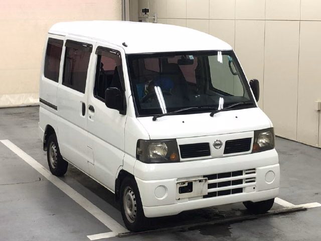 NISSAN CLIPPER