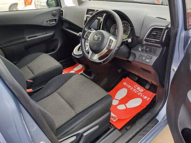 TOYOTA RACTIS
