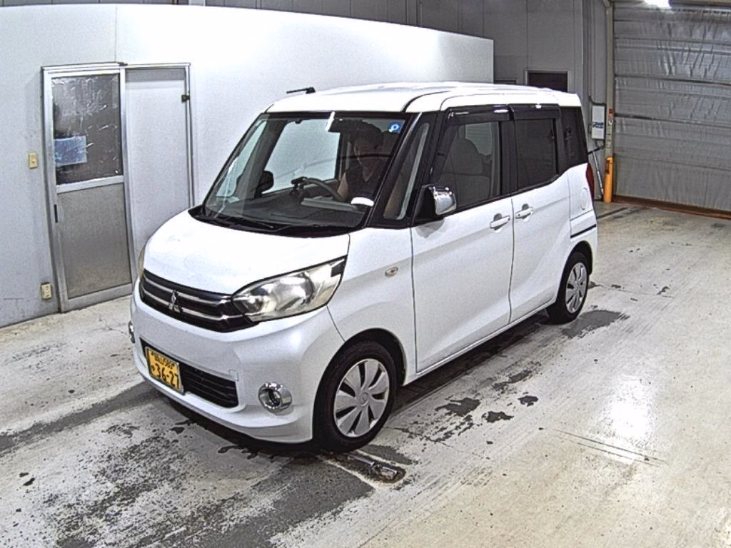 MITSUBISHI EK SPACE