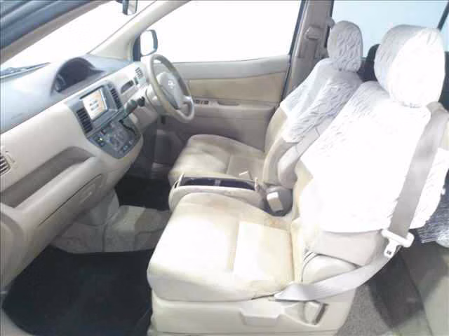 TOYOTA RAUM