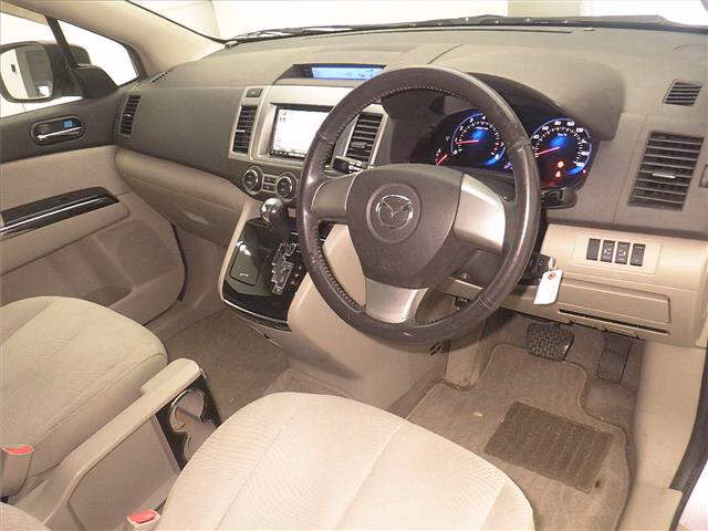 MAZDA MPV