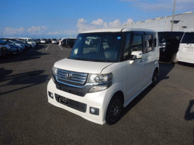 HONDA N-BOX