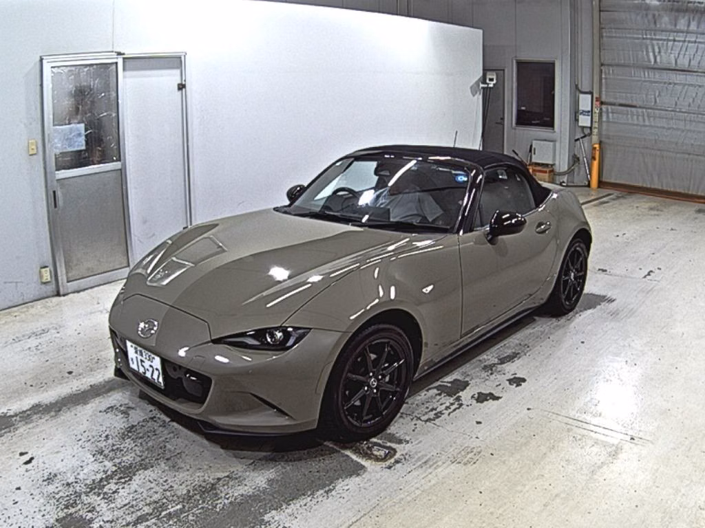 MAZDA ROADSTER