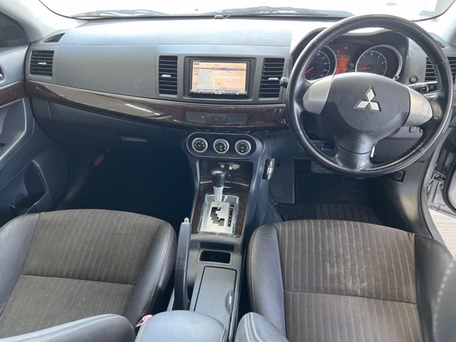 MITSUBISHI GALANT FORTIS