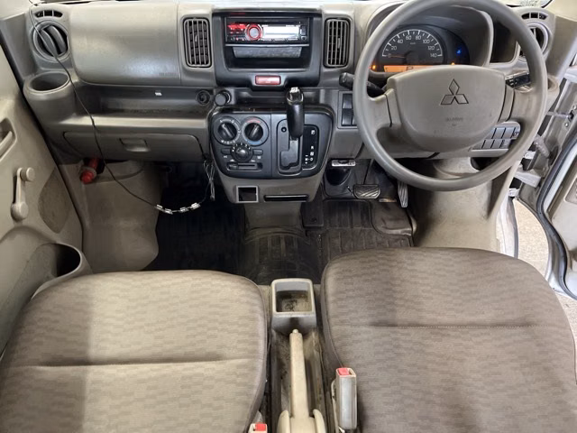MITSUBISHI MINICAB