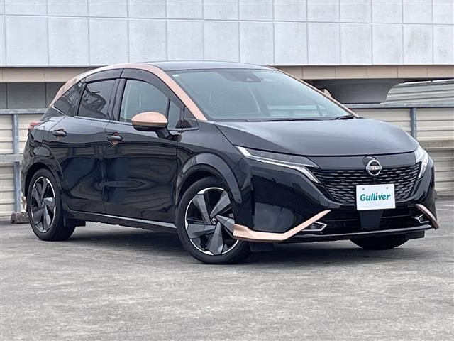 Nissan Aura