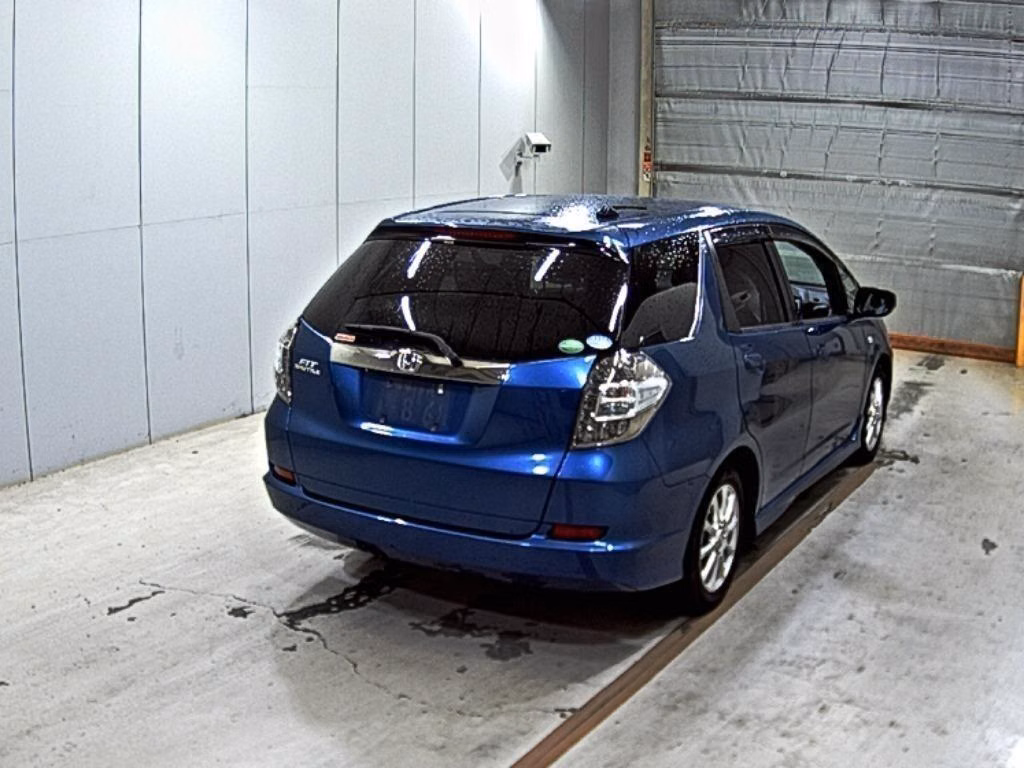 HONDA FIT SHUTTLE