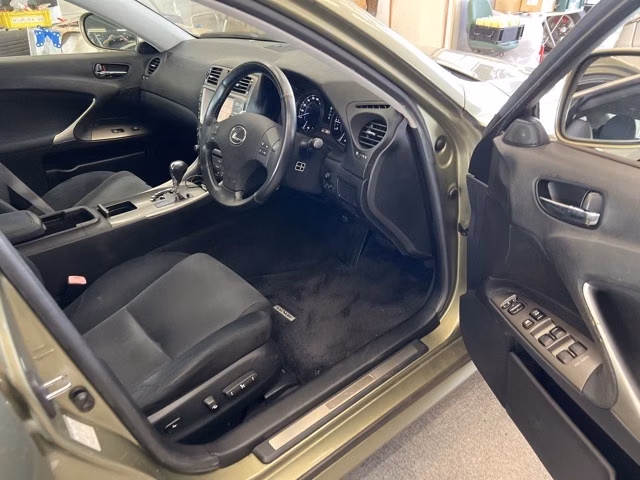 LEXUS IS250