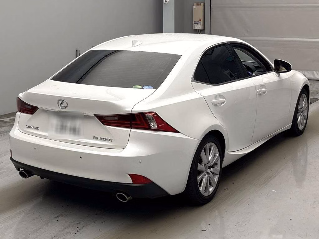 LEXUS IS300