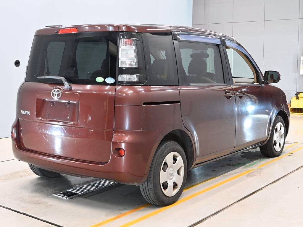 TOYOTA SIENTA