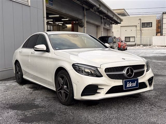 MERCEDES-BENZ C-CLASS