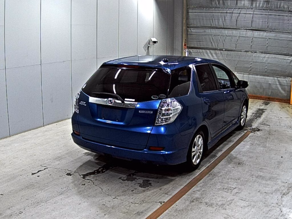 HONDA FIT SHUTTLE