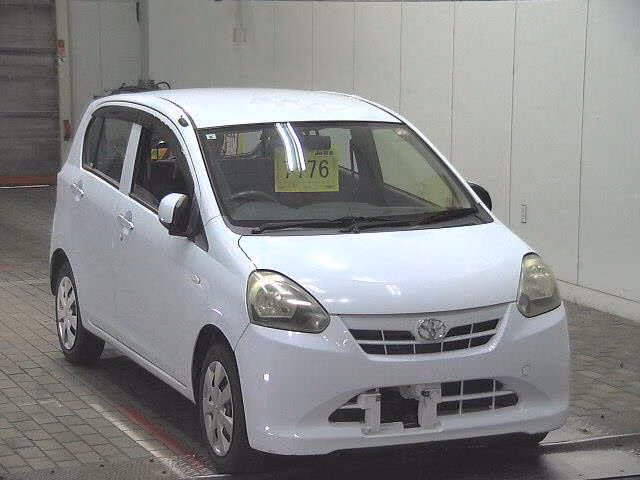 TOYOTA PIXIS EPOCH