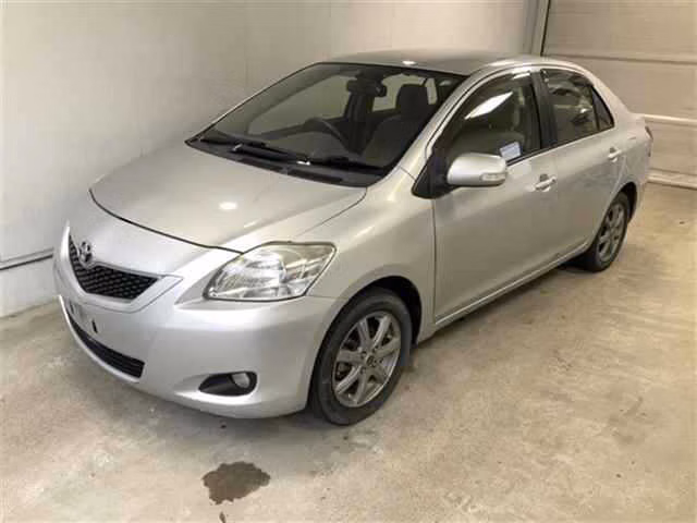 TOYOTA BELTA