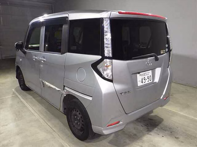 TOYOTA TANK