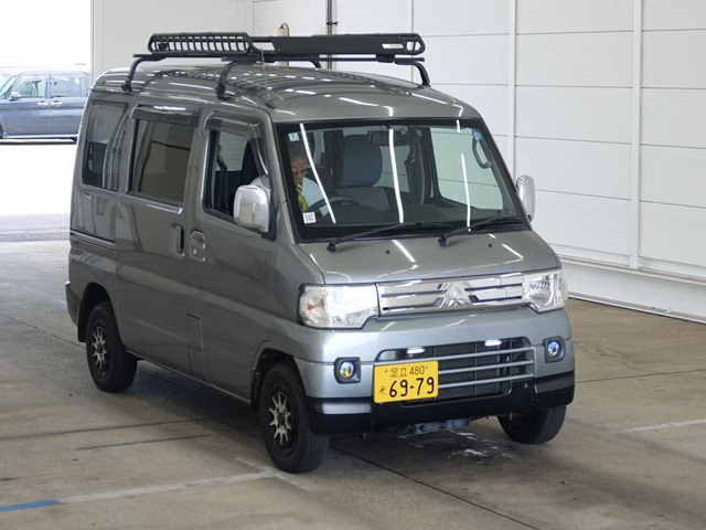 MITSUBISHI MINICAB