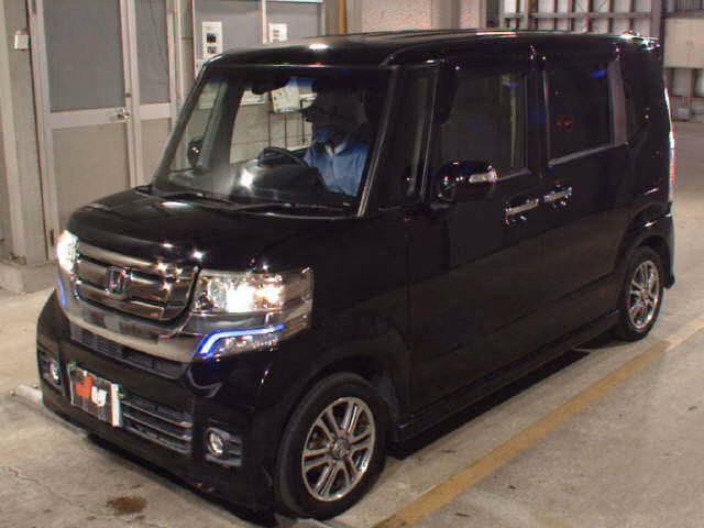 HONDA N-BOX