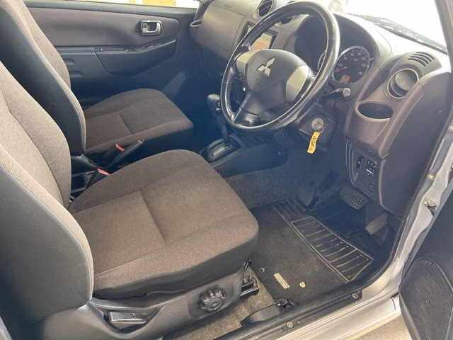 MITSUBISHI PAJERO MINI