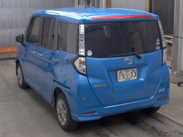 TOYOTA TANK