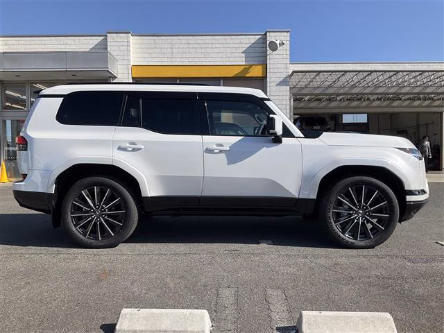 Lexus GX550
