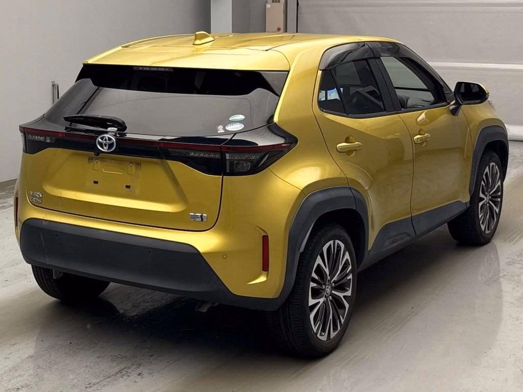 TOYOTA YARIS CROSS