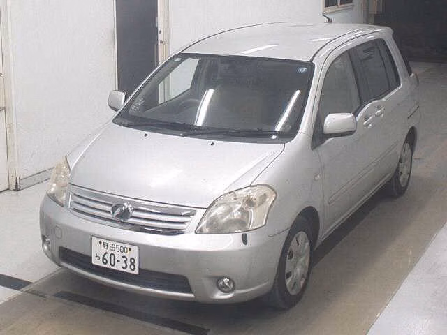 TOYOTA RAUM