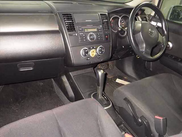 NISSAN TIIDA LATIO