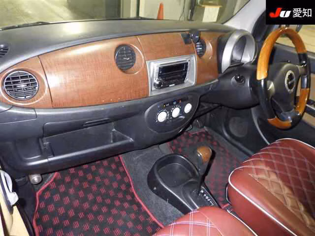 DAIHATSU MIRA GINO